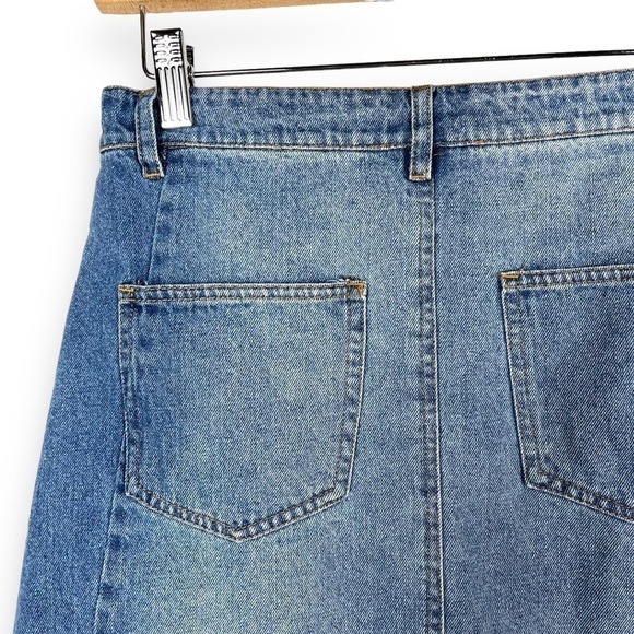 4 for $40 SALE! Altar'd State Two Tone Raw Hem Denim Jean Mini Skirt, Size S - Picture 8 of 10